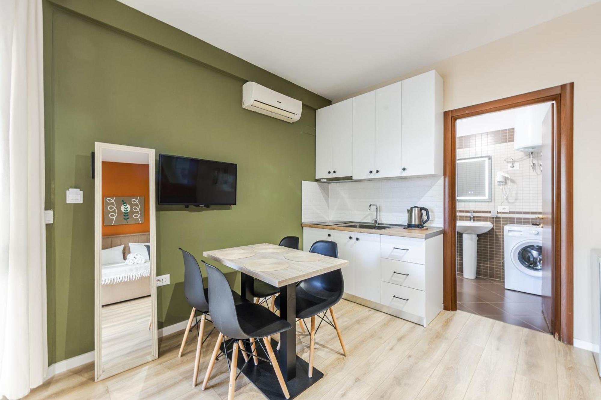 Melon Apartment *
